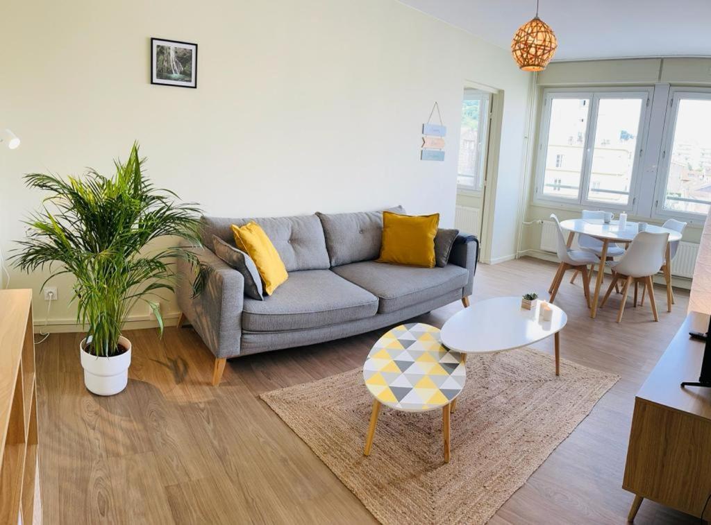Espace 500 - Cosy, Wifi & Vue Sur La Ville Saint-Etienne  Exterior foto